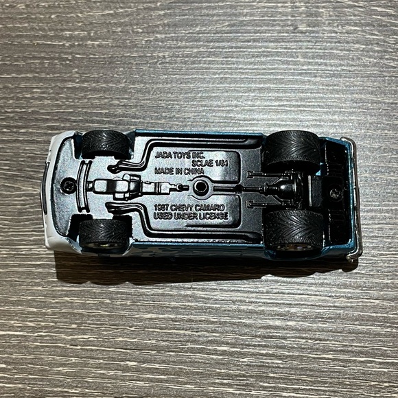 JADA TOYS 1967 CHEVY CAMARO Convertible Blue White Flames Diecast 1/64 - Picture 8 of 8